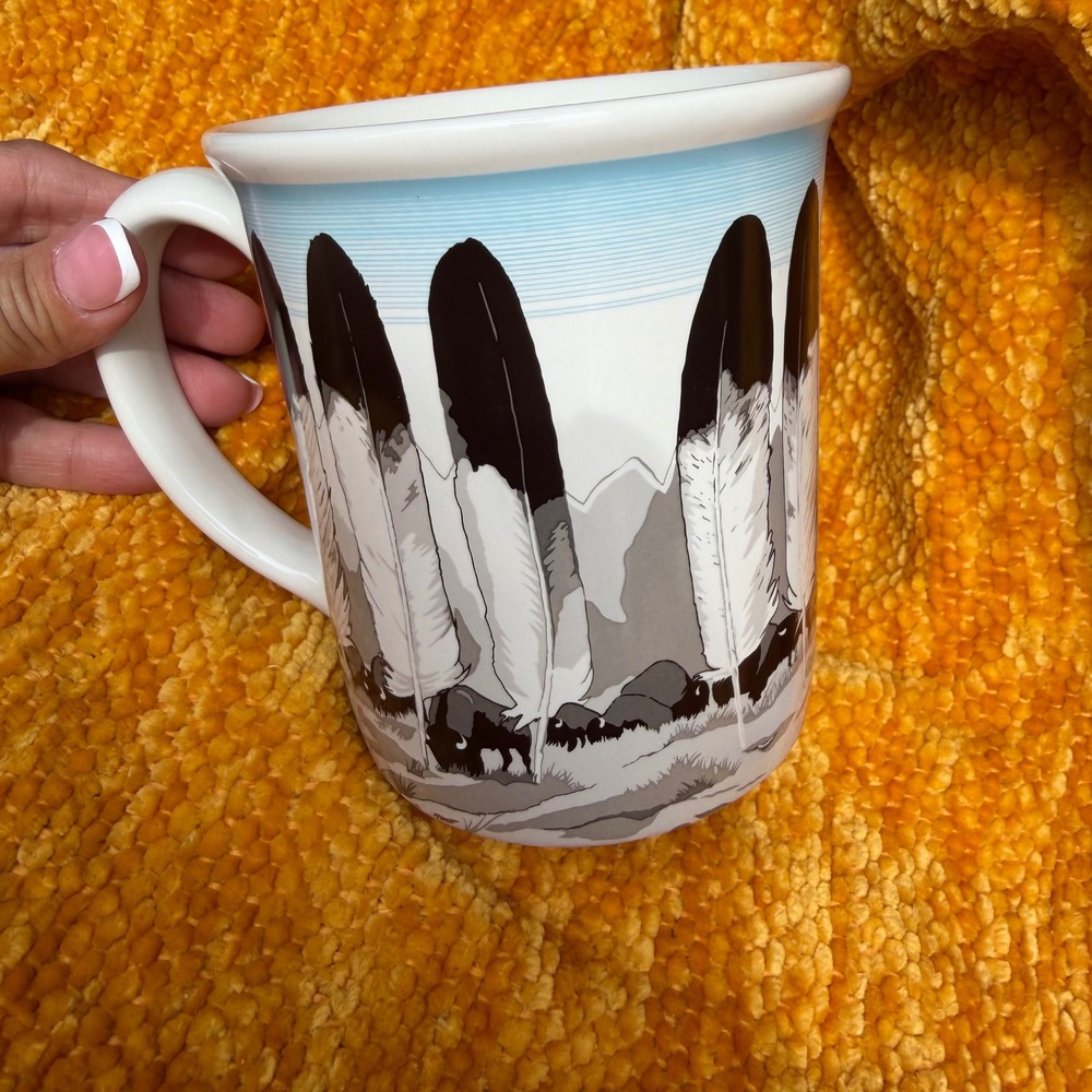 Pendleton Woolen Mills Buffalo Feather Ceramic Coffee Mug White Blue Western